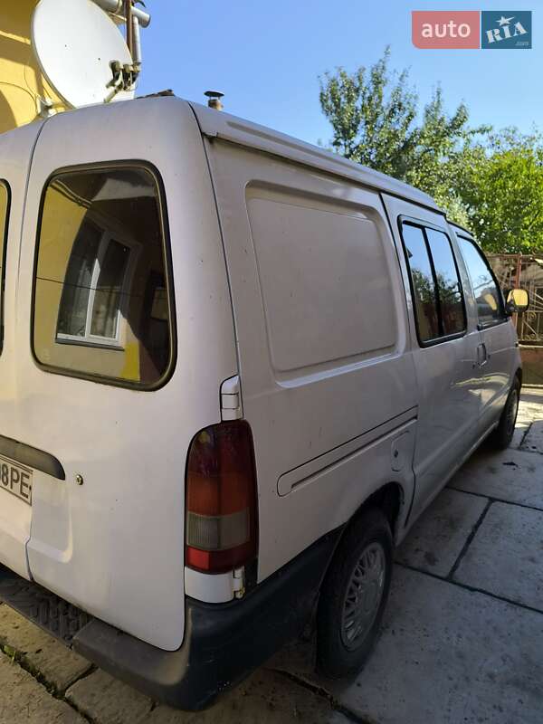 Мінівен Nissan Vanette 1997 в Ужгороді