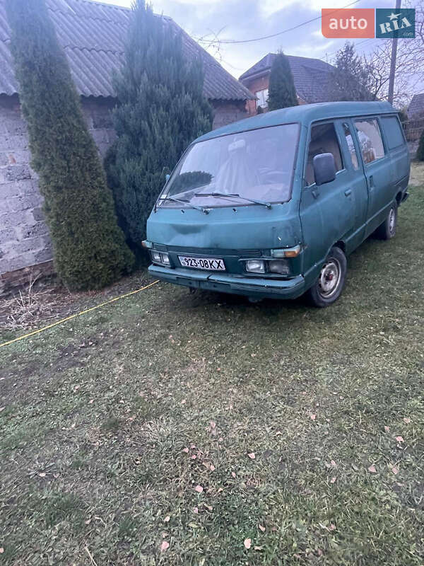 Минивэн Nissan Vanette 1990 в Луцке фото 2 Минивэн Nissan Vanette 1990 в Луцке