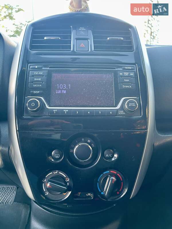 Хетчбек Nissan Versa Note 2015 в Києві