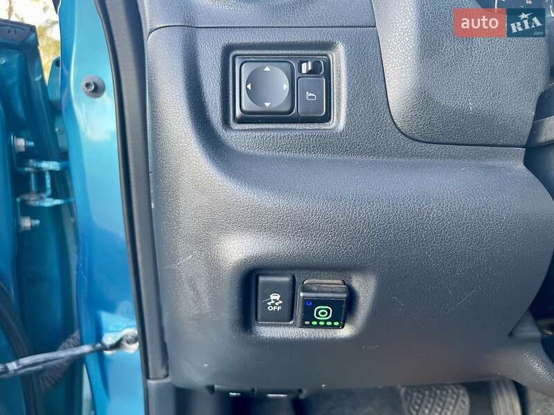 Хетчбек Nissan Versa Note 2015 в Києві