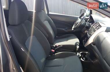 Хэтчбек Nissan Versa Note 2017 в 