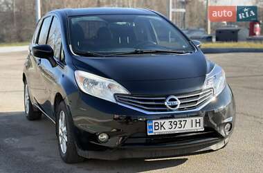 Хетчбек Nissan Versa Note 2015 в Дніпрі