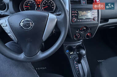 Хэтчбек Nissan Versa Note 2015 в 