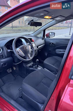 Хэтчбек Nissan Versa Note 2015 в 