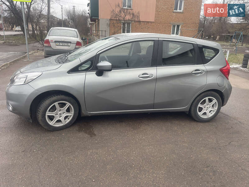 Хетчбек Nissan Versa Note 2014 в Ніжині