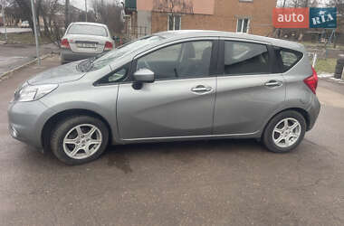 Хетчбек Nissan Versa Note 2014 в Ніжині