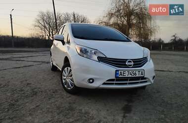 Хетчбек Nissan Versa Note 2014 в Ладижині