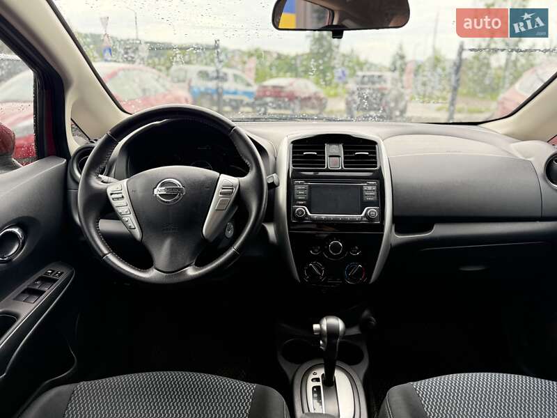Хэтчбек Nissan Versa Note 2017 в Львове