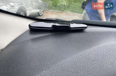Хэтчбек Nissan Versa Note 2013 в 