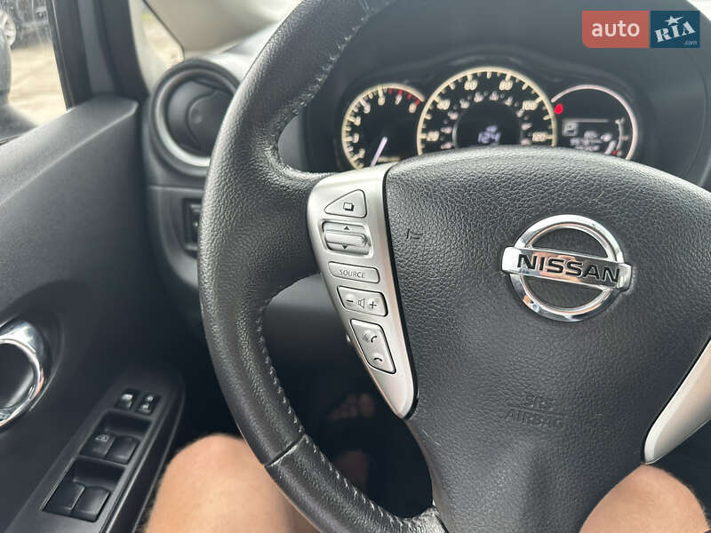 Хэтчбек Nissan Versa Note 2014 в Нежине