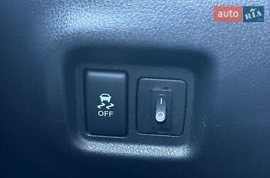 Хэтчбек Nissan Versa Note 2015 в 