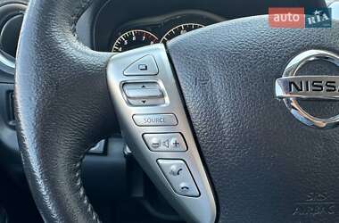 Хэтчбек Nissan Versa Note 2015 в 