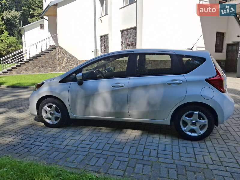Хэтчбек Nissan Versa Note 2016 в Львове