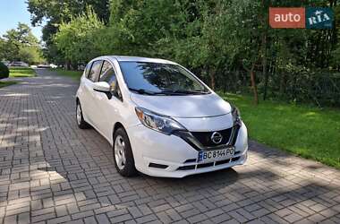 Хэтчбек Nissan Versa Note 2016 в 