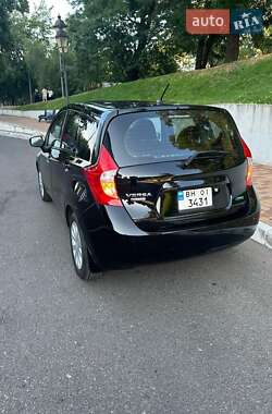 Хэтчбек Nissan Versa Note 2015 в 