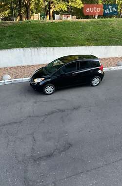 Хэтчбек Nissan Versa Note 2015 в 