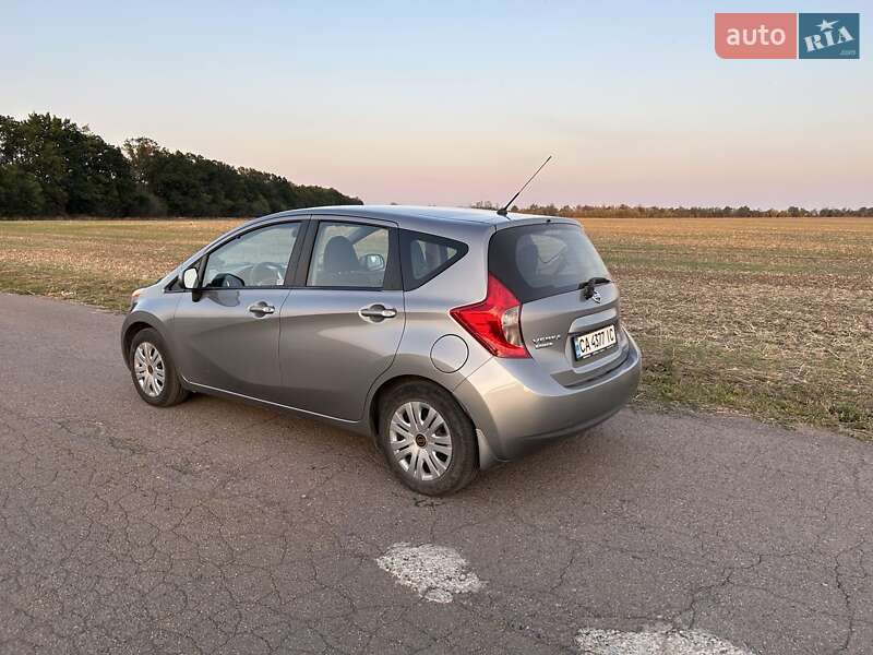 Хетчбек Nissan Versa Note 2013 в Смілі