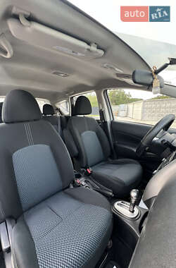 Хэтчбек Nissan Versa Note 2016 в 