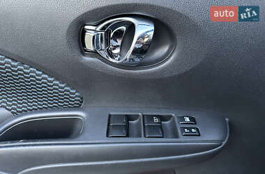 Хэтчбек Nissan Versa Note 2013 в 