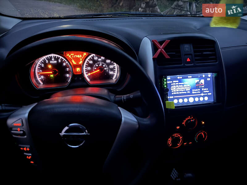 Хетчбек Nissan Versa Note 2016 в Бердичеві