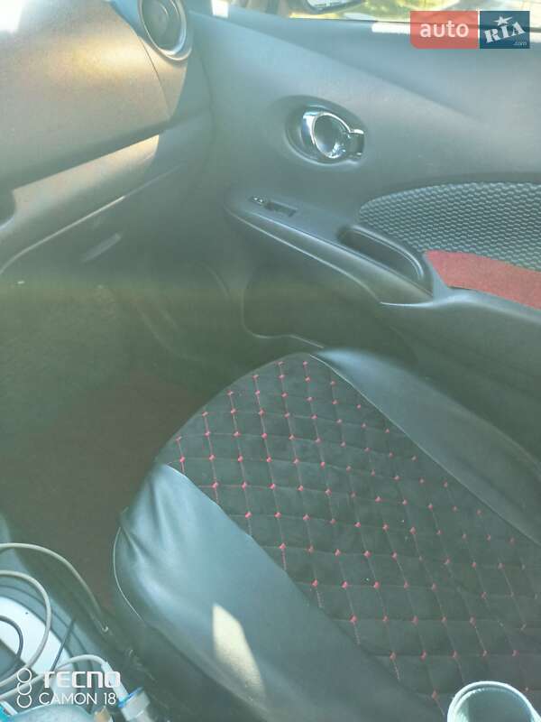 Хетчбек Nissan Versa Note 2015 в Львові