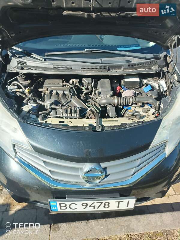 Хетчбек Nissan Versa Note 2015 в Львові