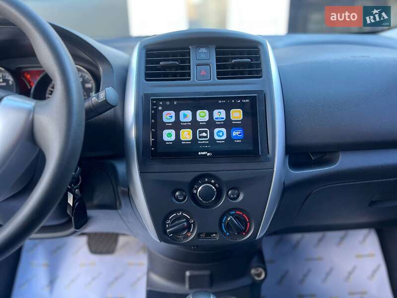 Хэтчбек Nissan Versa Note 2017 в Одессе фото 16 Хэтчбек Nissan Versa Note 2017 в Одессе