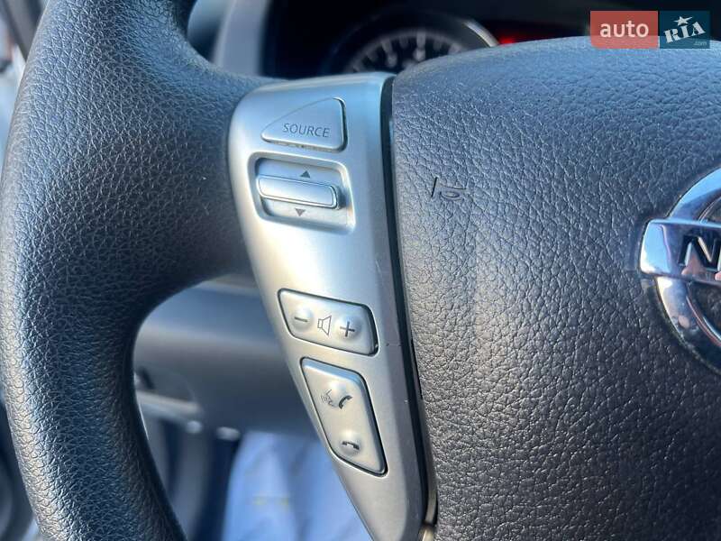 Хэтчбек Nissan Versa Note 2017 в Одессе фото 24 Хэтчбек Nissan Versa Note 2017 в Одессе