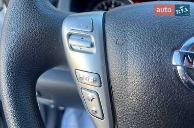 Хетчбек Nissan Versa Note 2017 в  фото 24 Хетчбек Nissan Versa Note 2017 в