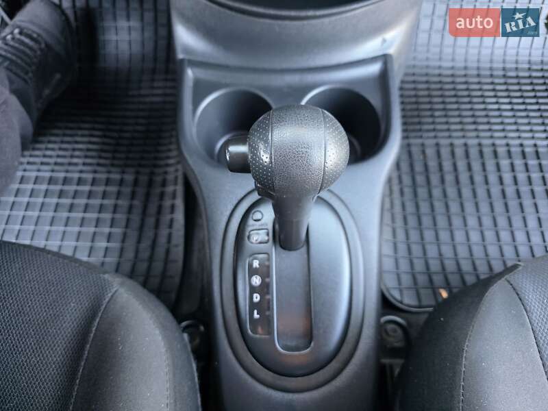 Хэтчбек Nissan Versa Note 2014 в Хмельницком