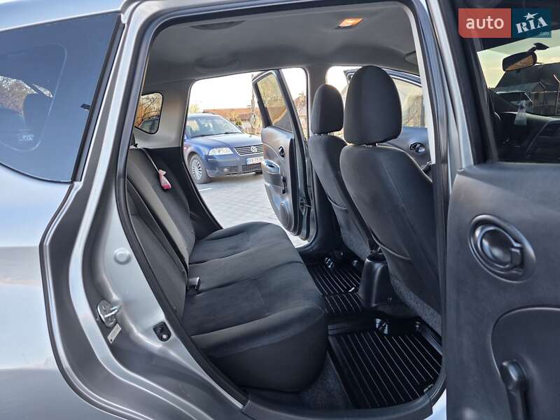 Хэтчбек Nissan Versa Note 2014 в Хмельницком