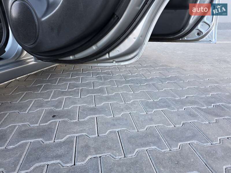 Хэтчбек Nissan Versa Note 2014 в Хмельницком