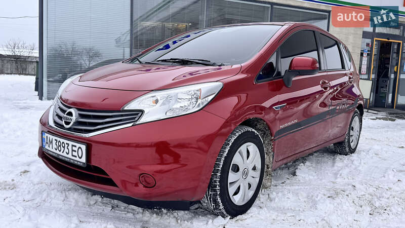 Хэтчбек Nissan Versa Note 2014 в Житомире фото 2 Хэтчбек Nissan Versa Note 2014 в Житомире