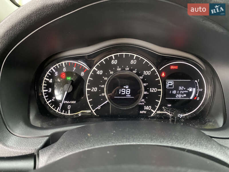 Хэтчбек Nissan Versa Note 2015 в Бурштыне