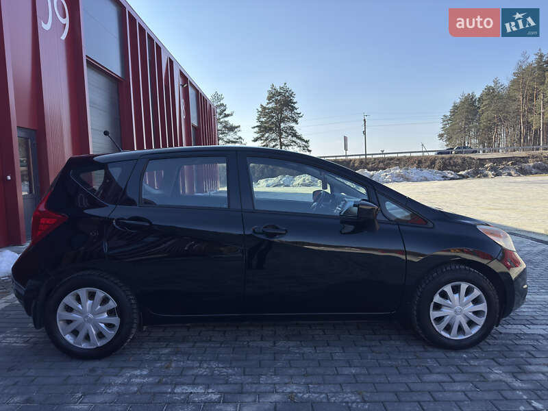 Хэтчбек Nissan Versa Note 2015 в Львове