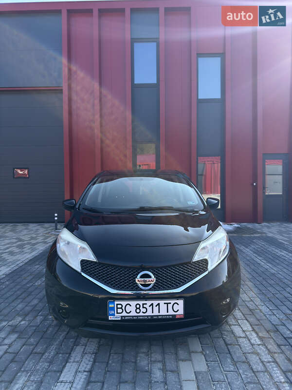 Хэтчбек Nissan Versa Note 2015 в Львове
