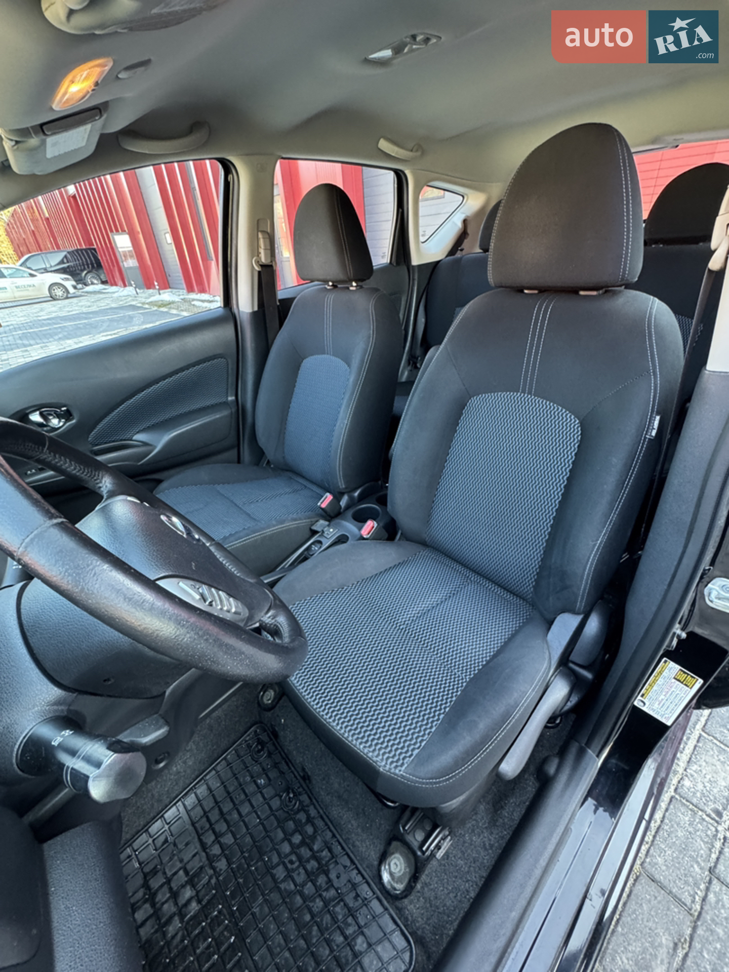 2015 Nissan Versa - мініатюра 19