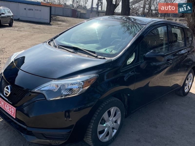 Хэтчбек Nissan Versa Note 2017 в Киеве