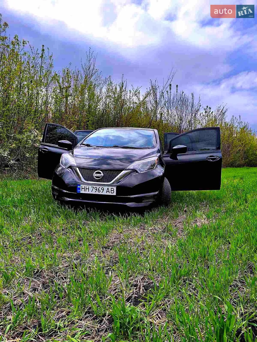 2017 Nissan Versa - мініатюра 8