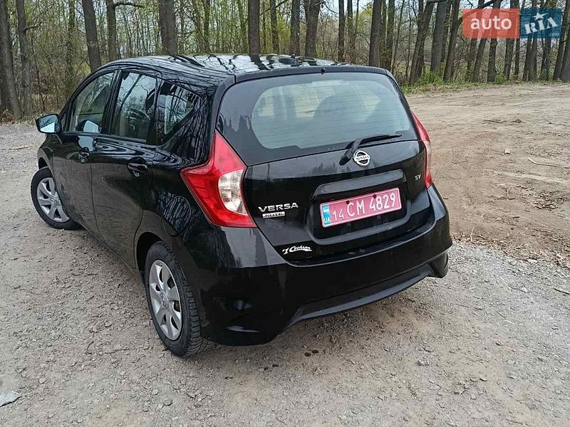 Хэтчбек Nissan Versa Note 2017 в Киеве