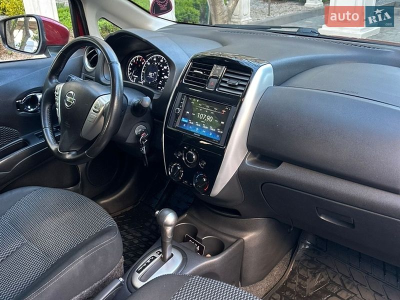 Хетчбек Nissan Versa Note 2015 в Одесі