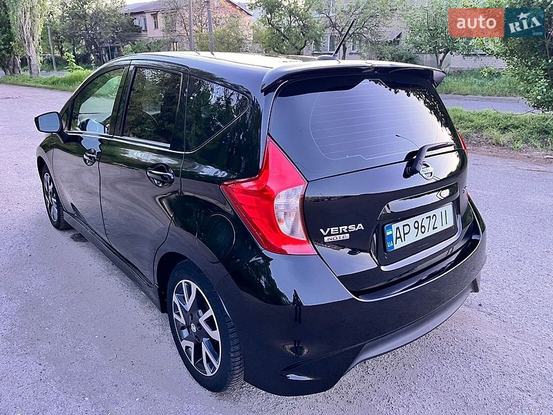 Хэтчбек Nissan Versa Note 2017 в Запорожье