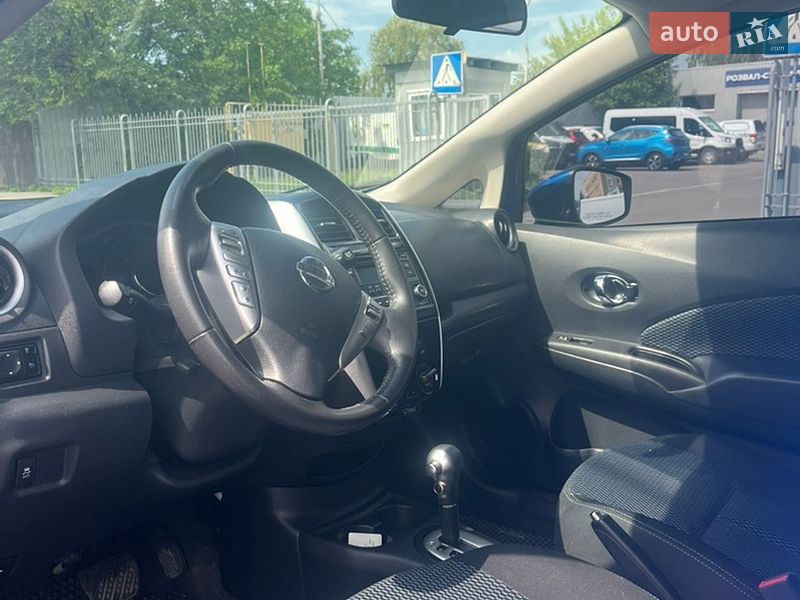 Хетчбек Nissan Versa Note 2014 в Полтаві