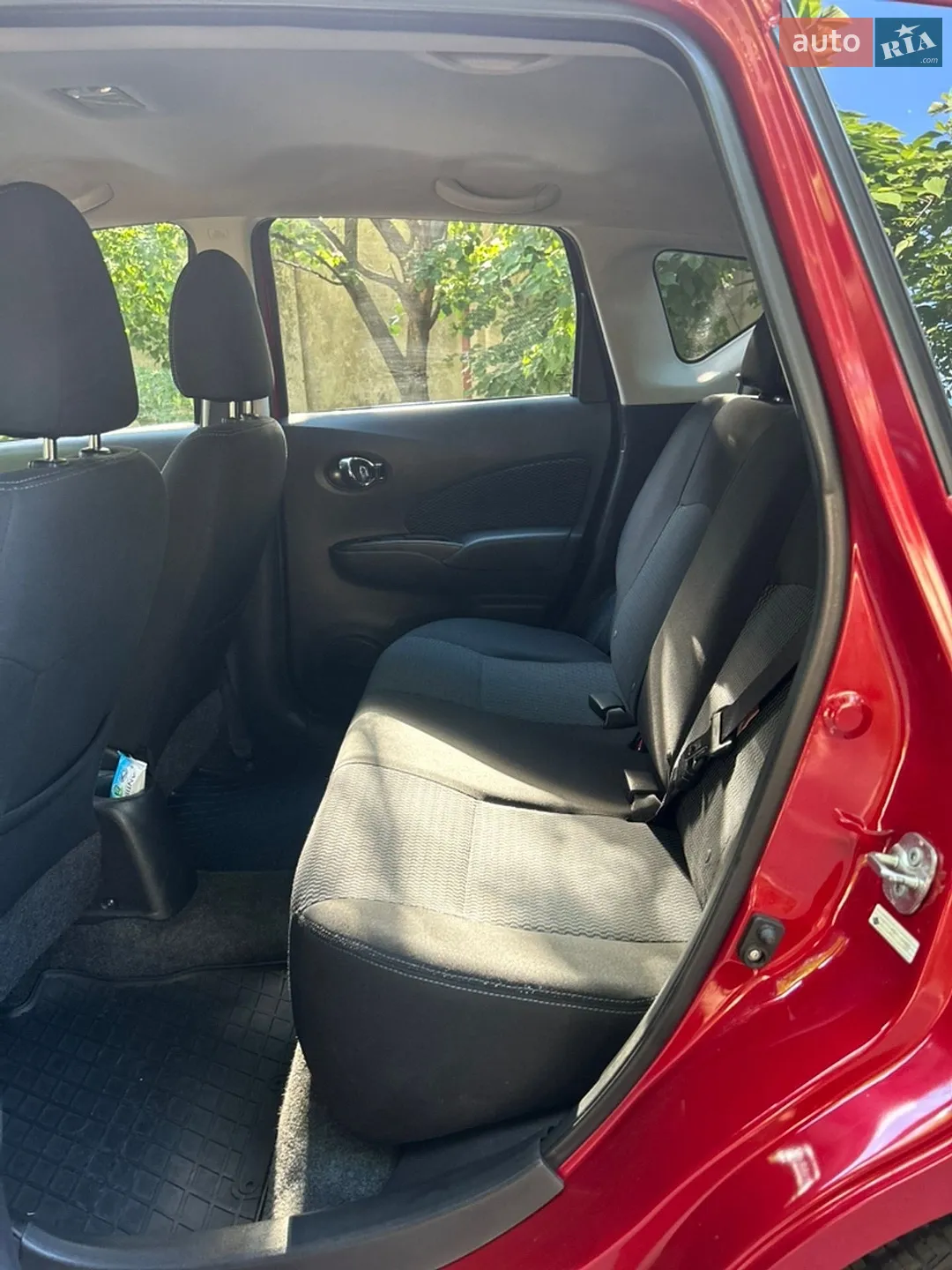 2015 Nissan Versa - мініатюра 16