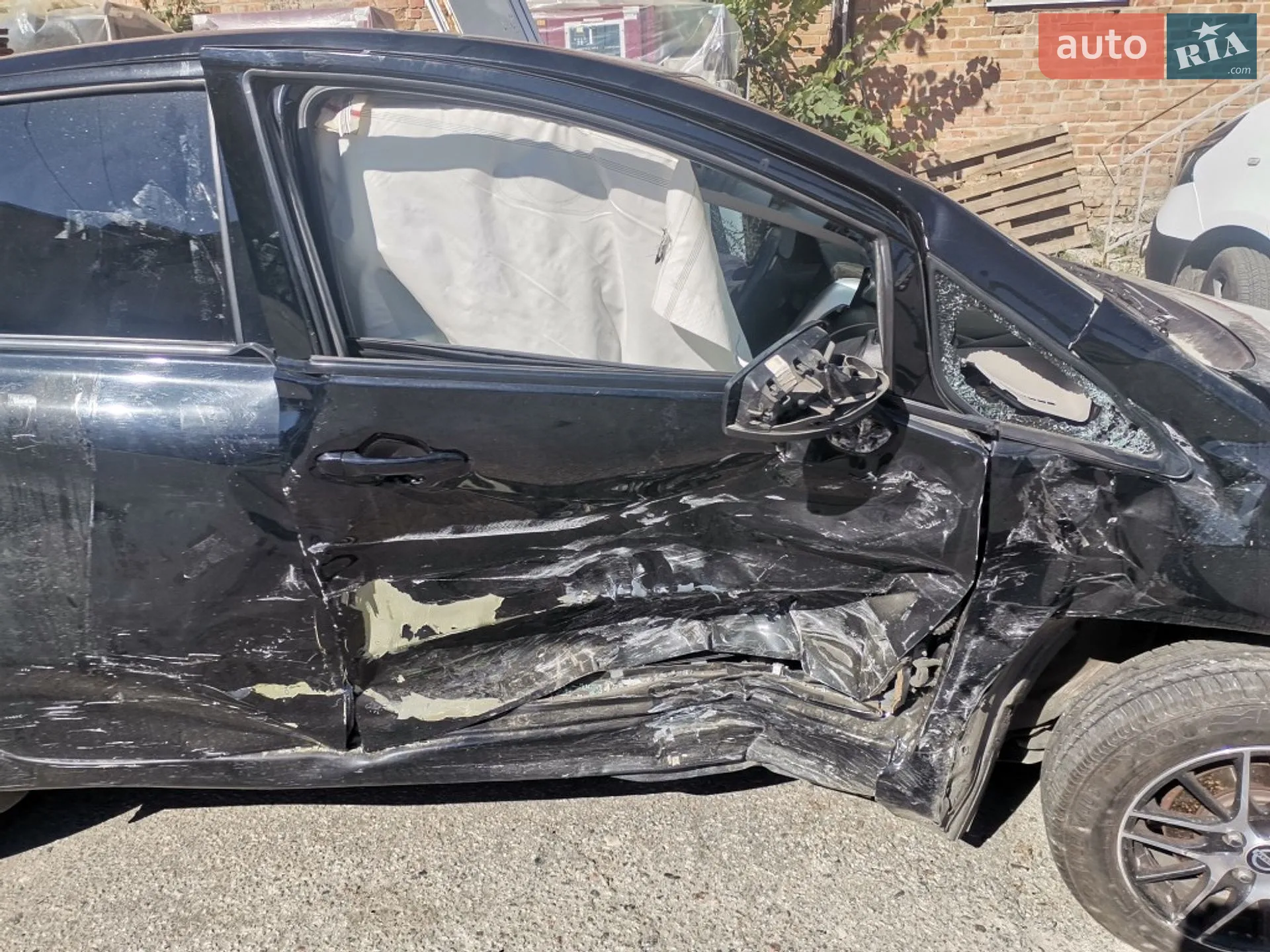 2017 Nissan Versa - мініатюра 10