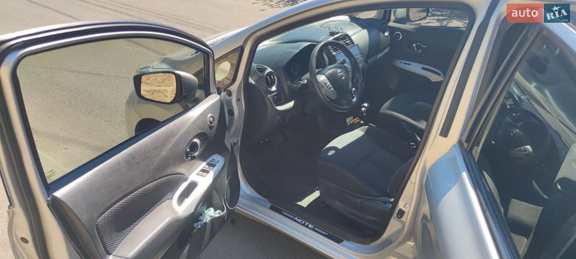 2017 Nissan Versa - мініатюра 11