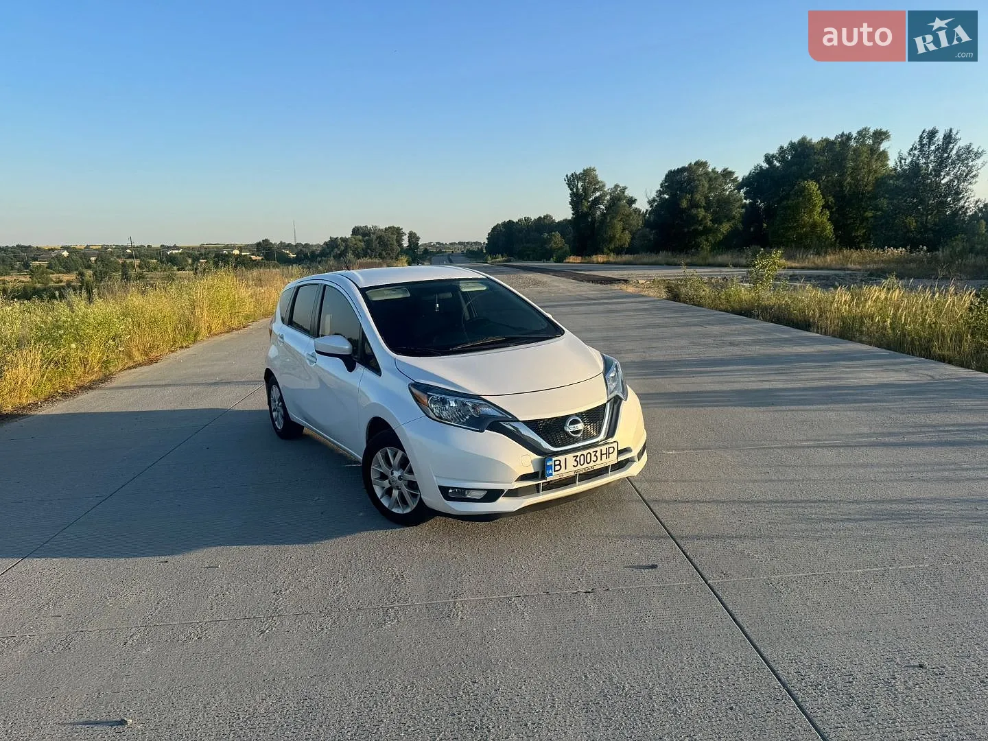 2017 Nissan Versa - мініатюра 3