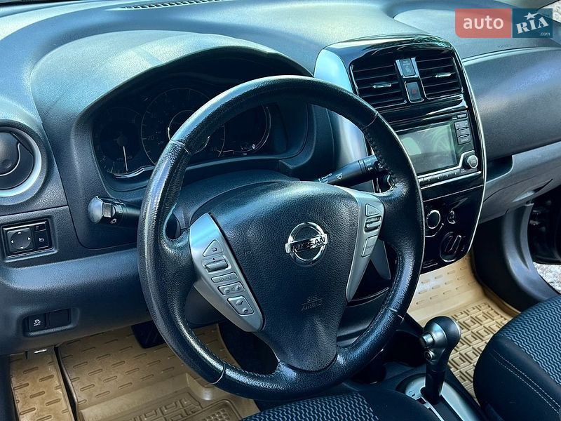 Хетчбек Nissan Versa Note 2015 в Харкові