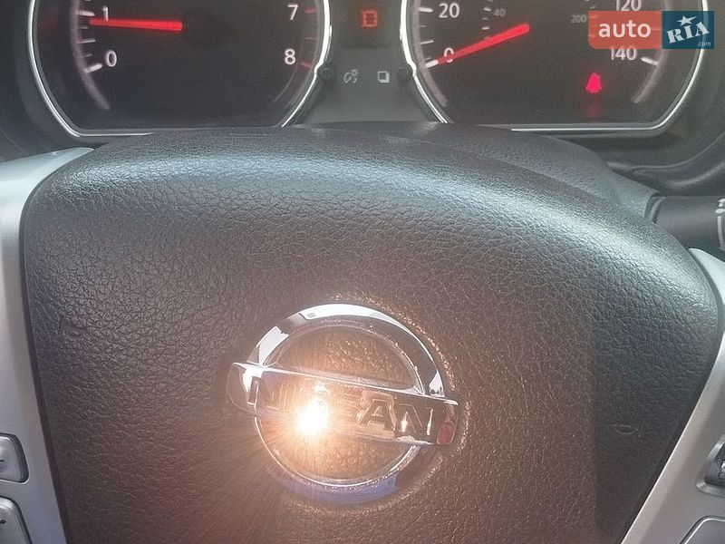 Хетчбек Nissan Versa Note 2013 в Димері
