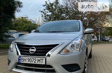 Седан Nissan Versa 2015 в Одессе